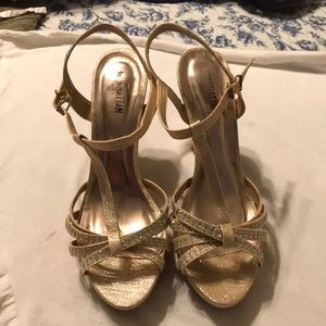Manhattan collection metallic strappy sandal